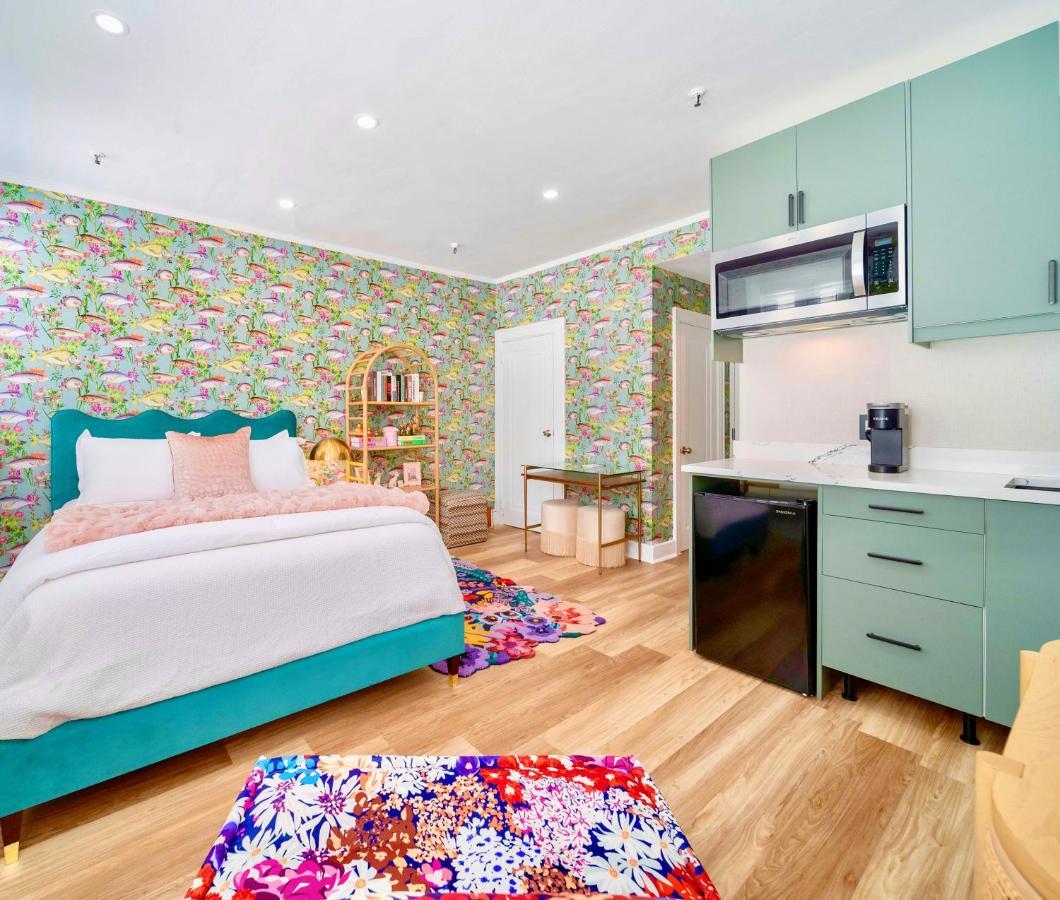 King Bed Mermaid Suite - Heart Of Palm Beach, Free Parking Included מראה חיצוני תמונה